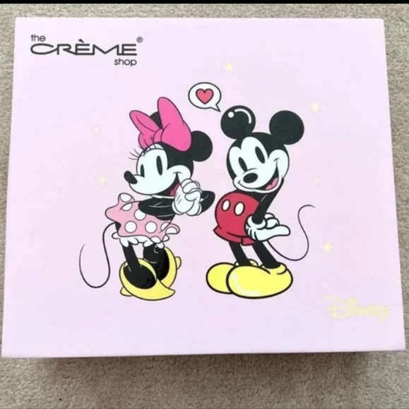 The Creme Shop Disney Minne & Mickey Season's Treatings Set - Picture 2 of 10